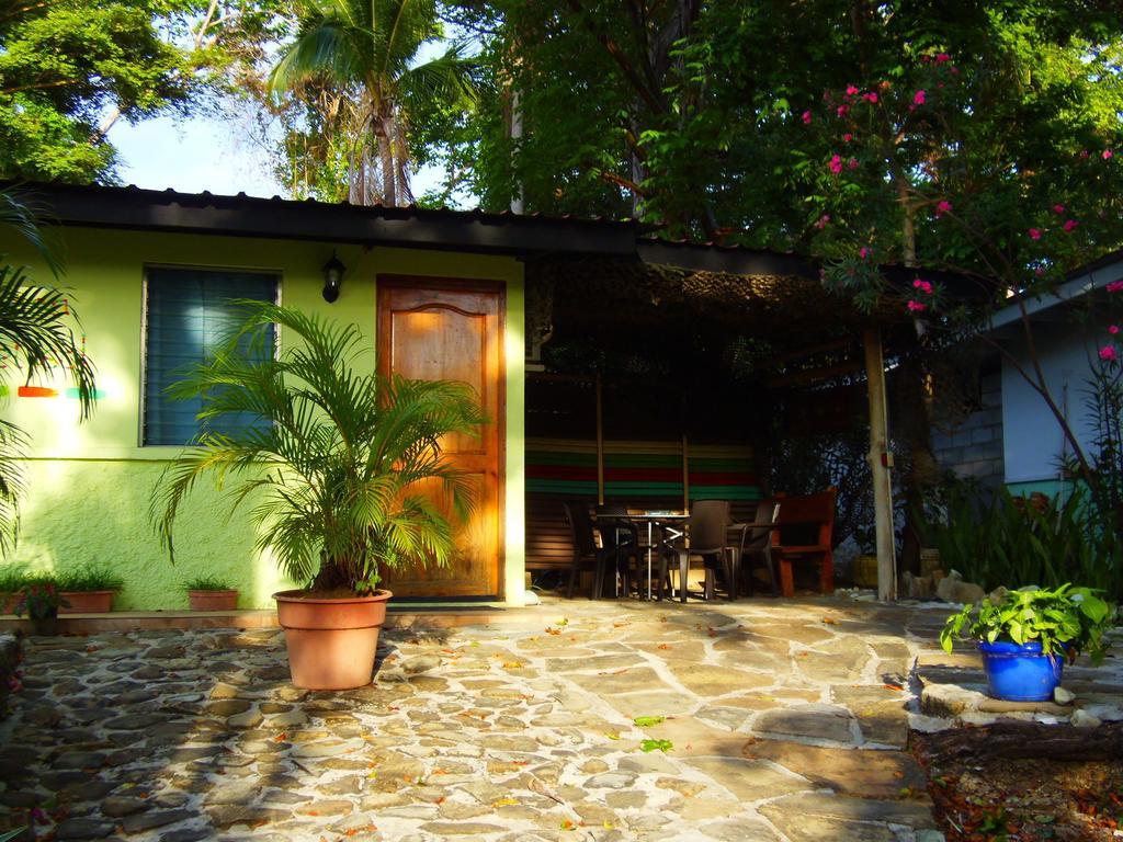 Casa Del Sol Bed And Breakfast Contadora Island Exterior photo